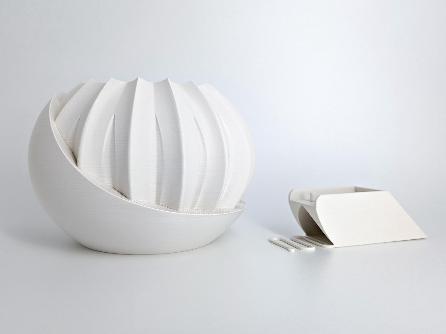 Blumentopf "Lotus" mit versteckter Aufbewahrungsbox